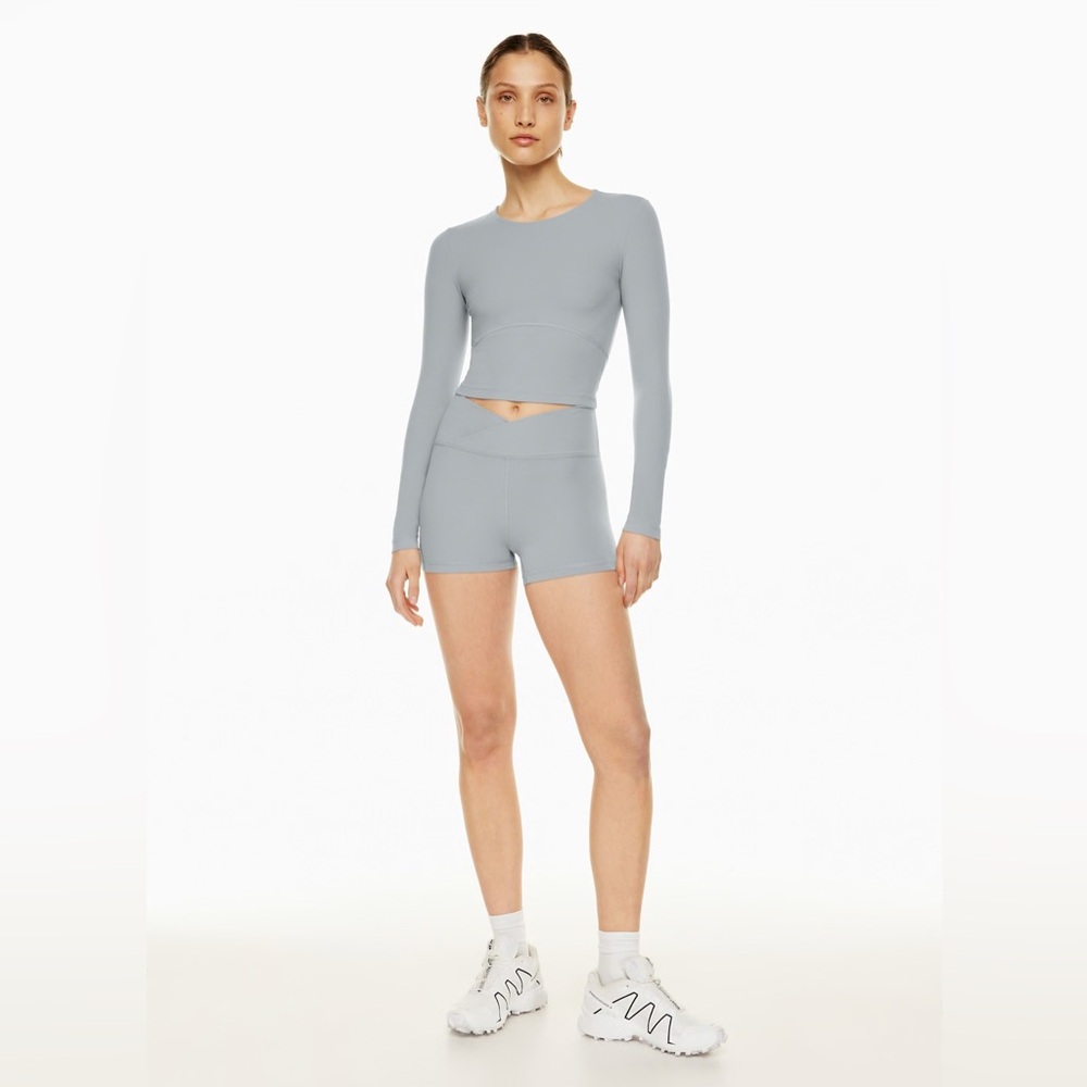 Tna Butter Crossover Hi-Rise 3” Shorts